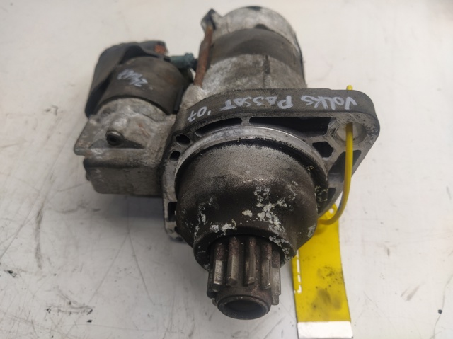 Motor de arranco 02M911023N VAG