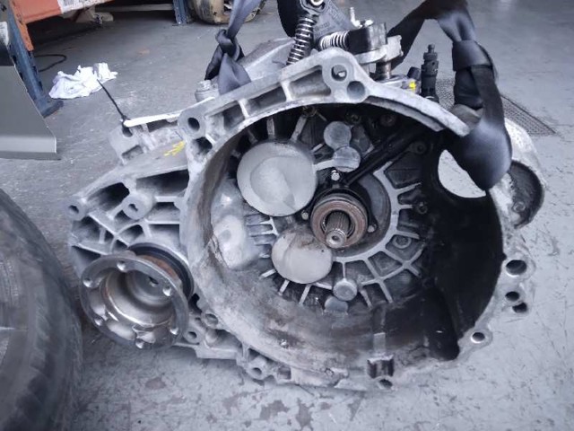 VAG 02Q300042S КПП в наличии Черновцы