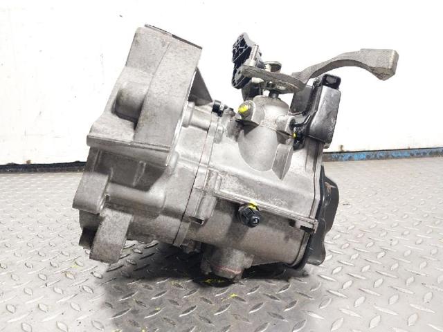 VAG 02T300020C КПП в сборе (механическая коробка передач) в наличии Павлоград