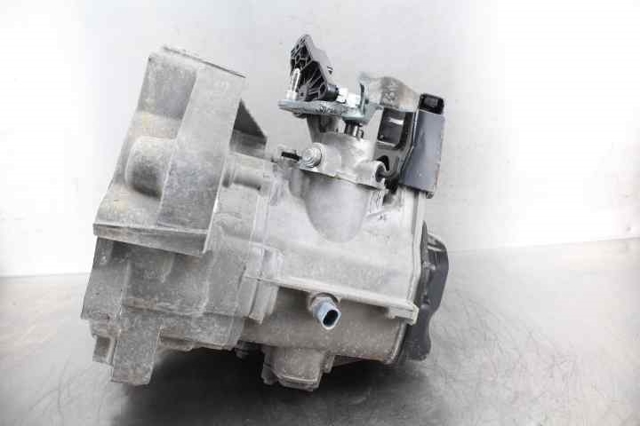 02T300058C VAG КПП купить в Ирпень