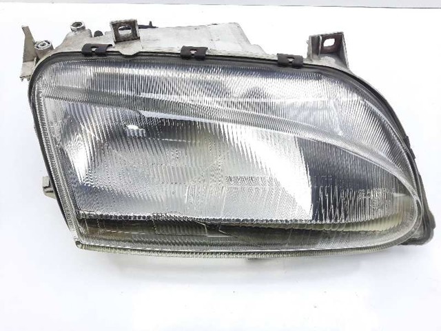 FORD 0301048312 Фара правая в наличии Черновцы
