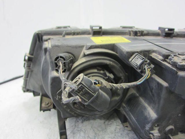 0301089206 BMW Фара правая купить в Николаев