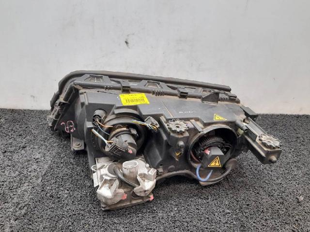 BMW 0301089276 Правая фара в наличии Украина