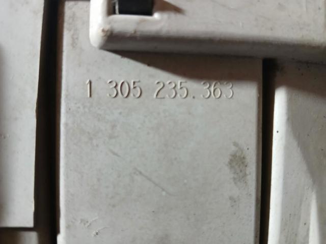 0301153002 MERCEDES Правая фара купить в Кривой Рог
