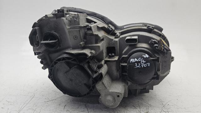 Luz esquerda 0301166275 Mercedes