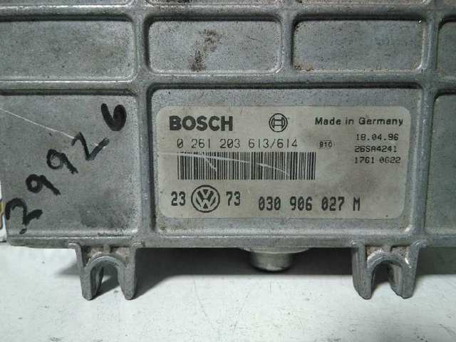 VAG 030906027M Блок управления двигателем в наличии Ровно