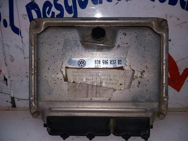 030906032DS VAG Блок управления двигателем купить в Николаев