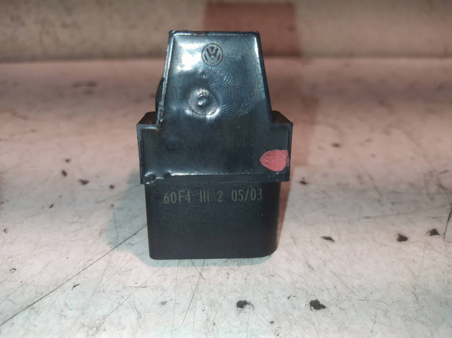 VAG 036905100B Катушка зажигания в наличии Одесса