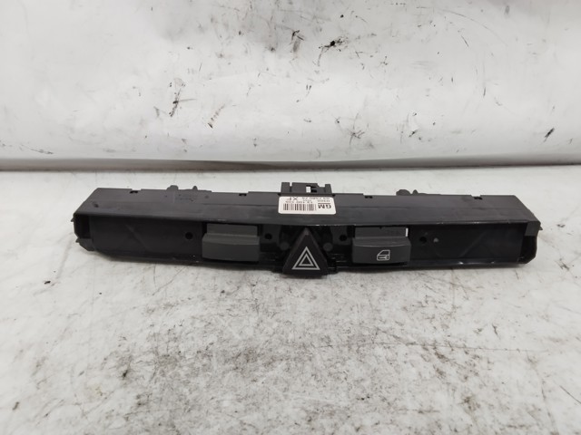 OPEL 03758075 Кнопка включения аварийного сигнала в наличии Львов