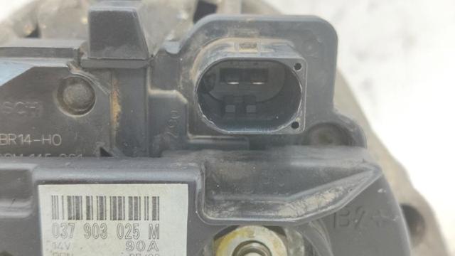 VAG 037903025N Генератор в наличии Киев