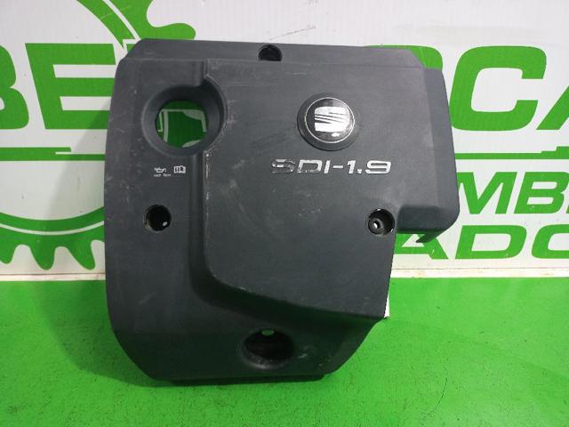 VAG 038103925L Крышка мотора декоративная в наличии Киев
