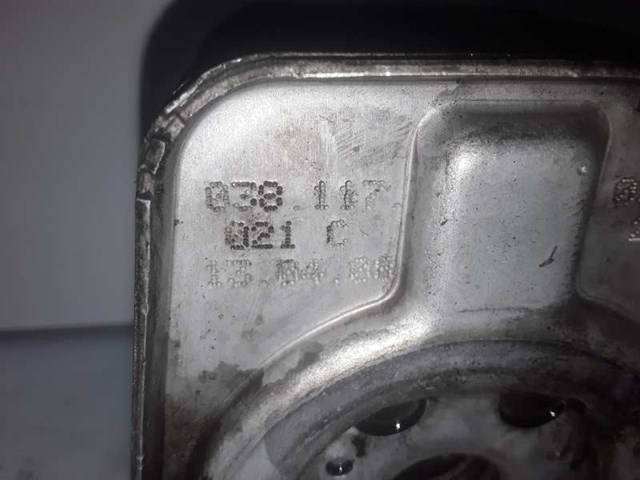 Resfriador de óleo do motor para assento altea (5p1) (2004-2009) 2.0 tdi 16v bkd 038117021C