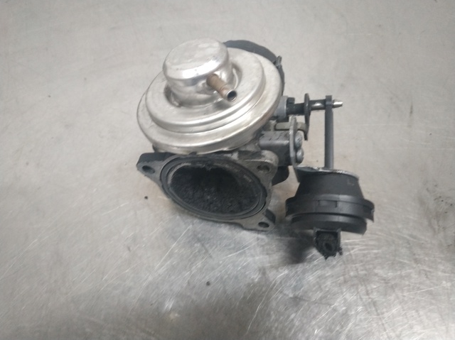 Válvula EGR de recirculação dos gases 038129637B VAG