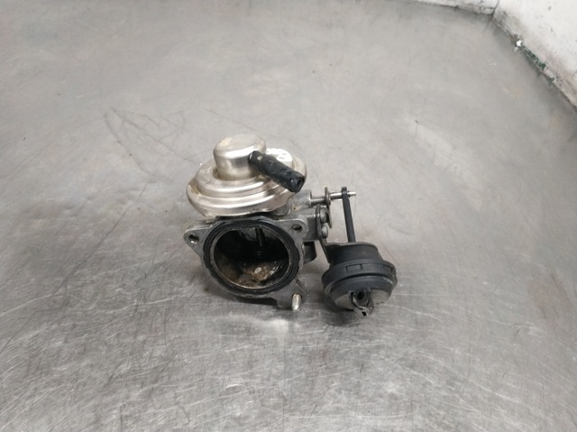 Válvula EGR de recirculação dos gases 038129637B VAG