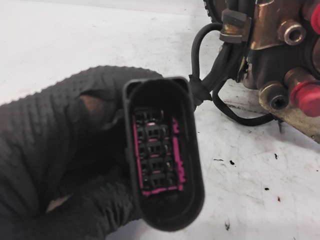 Bomba de combustível de pressão alta Volkswagen Golf 4 1J1