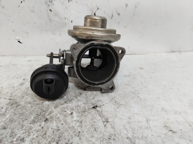 VAG 038131501AQ Клапан EGR рециркуляции газов в наличии Николаев