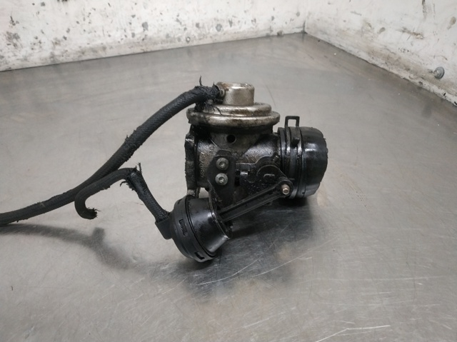 Válvula EGR de recirculação dos gases 038131501E VAG