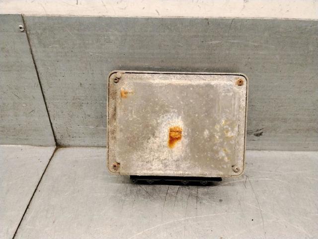 VAG 038906018EC Блок управления двигателем в наличии Чернигов