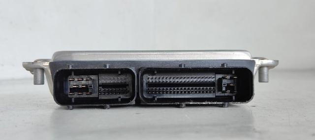 VAG 038906019BR Блок управления двигателем в наличии Черновцы
