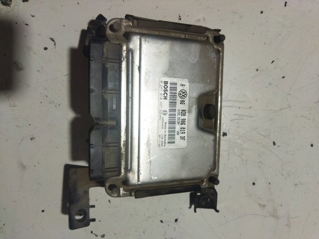 VAG 038906019DF Блок управления двигателем в наличии Харьков