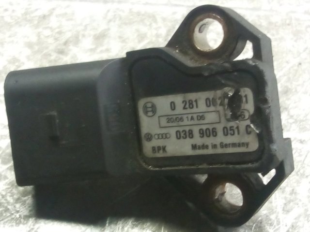 Sensor de pressão para audi q7 (4lb) (2008-2014) 3.0 tdi quattro bug 038906051C