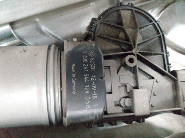 Motor Limpo Dianteiro para Dacia Sandero 1.6 MPI 85 K7M800 0390241544