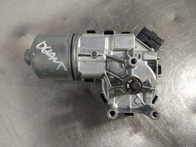 Motor dianteiro limpo para Peugeot Partner Kombi Confort / 05.08 - ... 0390241621