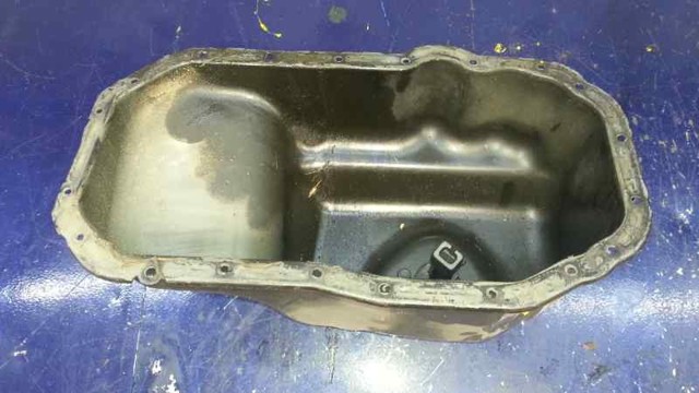 VAG 03C103601BH Поддон двигателя в наличии Киев