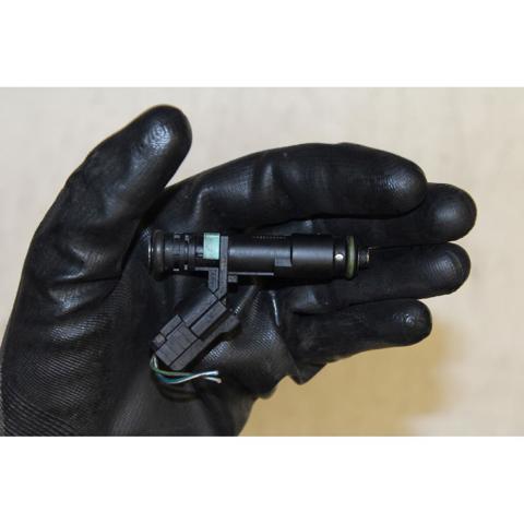 VAG 03D906031G Топливные форсунки в наличии Ровно