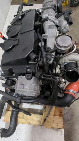 VAG 03G100098HX Двигатель в сборе в наличии Черновцы