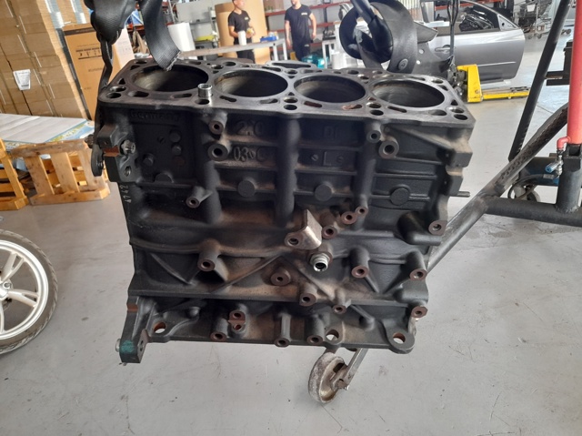 03G103011R VAG Блок цилиндров двигателя купить в Запорожье