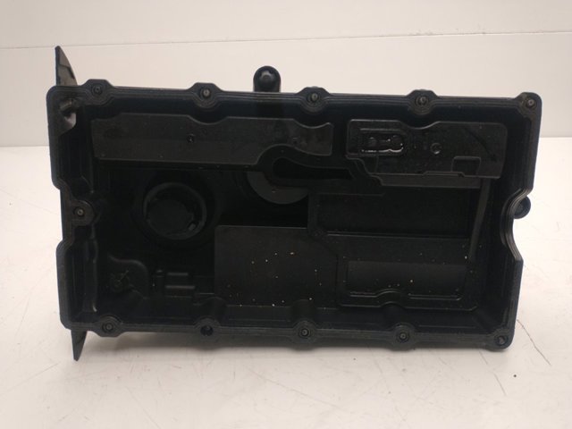 03G103469 VAG Клапанная крышка купить в Тернополь