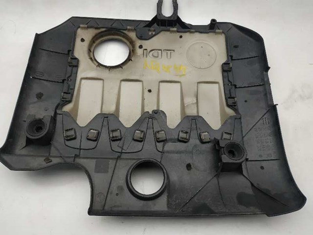 VAG 03G103925AA Крышка двигателя в наличии Черновцы