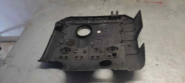 VAG 03G103925BF Крышка мотора декоративная в наличии Ровно