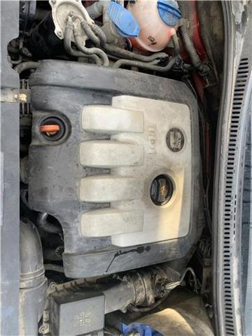 03G103925BF VAG Крышка двигателя купить в Тернополь