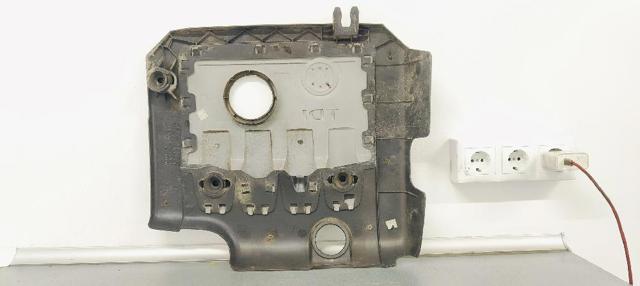 VAG 03G103925BG Крышка мотора декоративная в наличии Полтава
