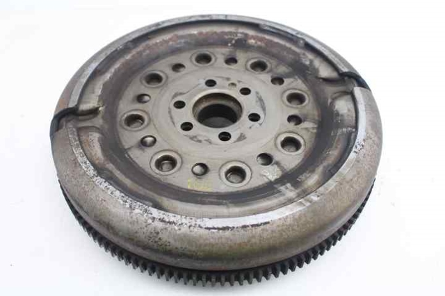 VAG 03G105266AD Маховик двигателя в наличии Киев
