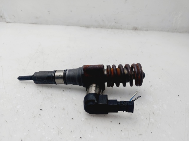 Injetor de injeção de combustível 03G130073S VAG