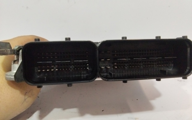VAG 03G906016GN Блок управления двигателем в наличии Ровно
