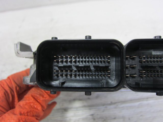 03G906056N VAG Блок управления двигателем купить в Киев