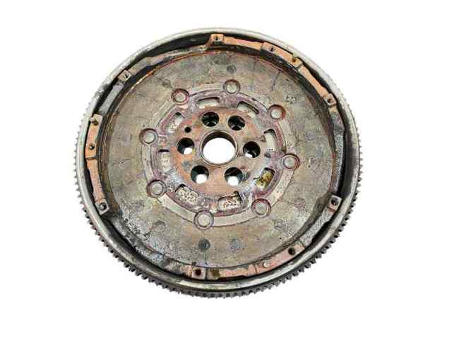 VAG 03L105266E Маховик в наличии Запорожье