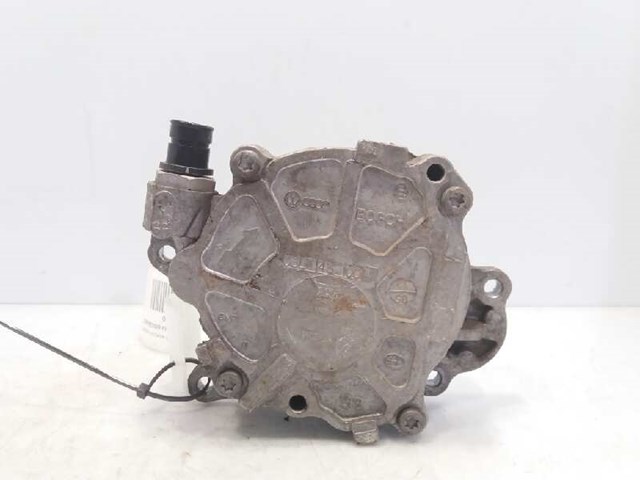 Depressor de freio / bomba de vácuo para Volkswagen Passat (362) (2010-2014) 1.6 TDI CAYC 03L145100G