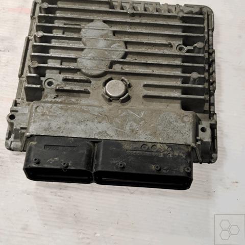 03L906023ML Блок управления двигателем купить Киев