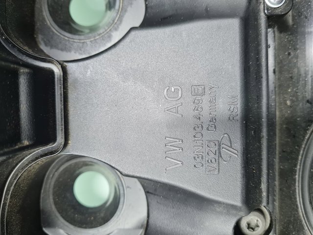 03N103469E VAG Клапанная крышка купить в Ирпень