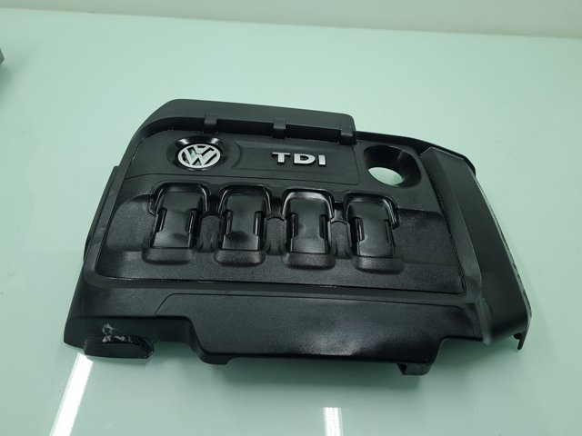 03N103925A VAG Крышка двигателя купить в Запорожье