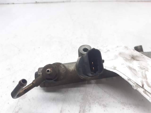 OPEL 0445214049 Распределитель топлива (рампа) в наличии Львов