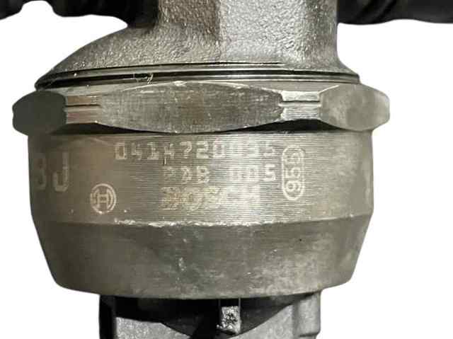 VAG 045130073T Форсунка впрыска топлива в наличии Ровно