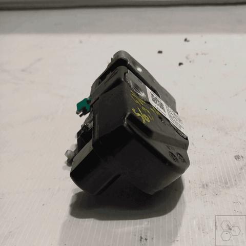 Fecho da porta dianteira esquerda Chrysler 300