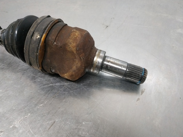 04641855AE CHRYSLER Левая полуось купить в Харьков