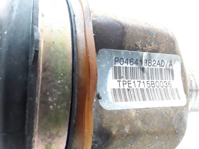 CHRYSLER 04641882AD Правая полуось в наличии Украина